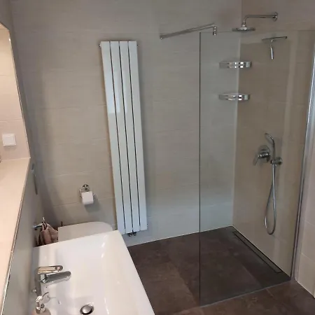 In Seenaehe Нойруппин